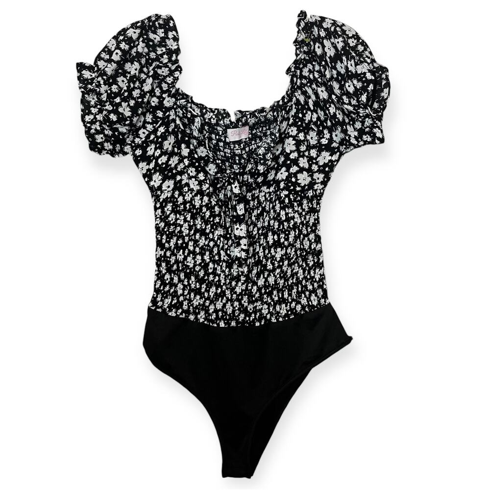 Pink Lily Black Floral Puff Sleeve Smocked Bodysuit Cottagecore Chic Size Small